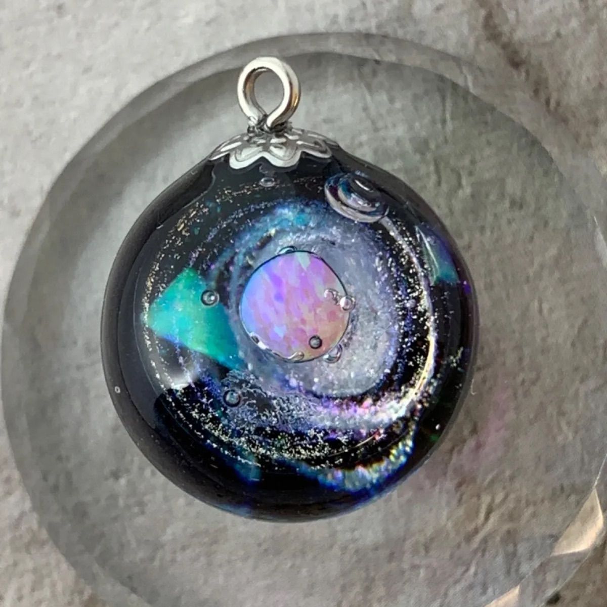 レジン アクセサリー ネックレス 宇宙球体 ピンクオパール