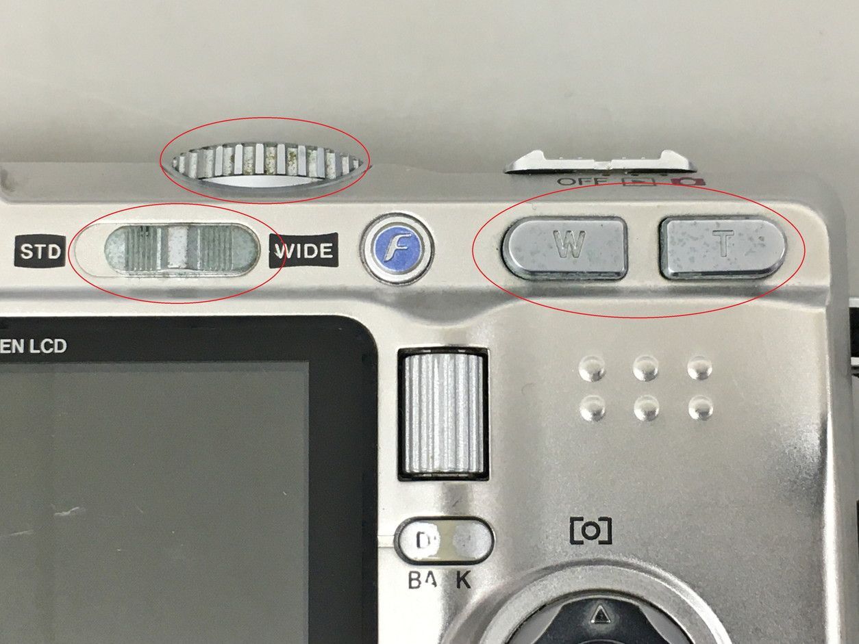 コンパクトデジタルカメラ FinePix F810 富士フイルム FUJIFILM 本体