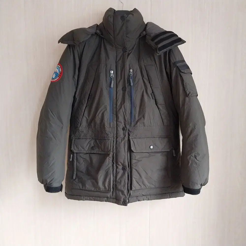 【雷市場（ポンジャン）商品韓国直送】 ザ・レッドフェイス ダッグダウン 95 サイズ c12209