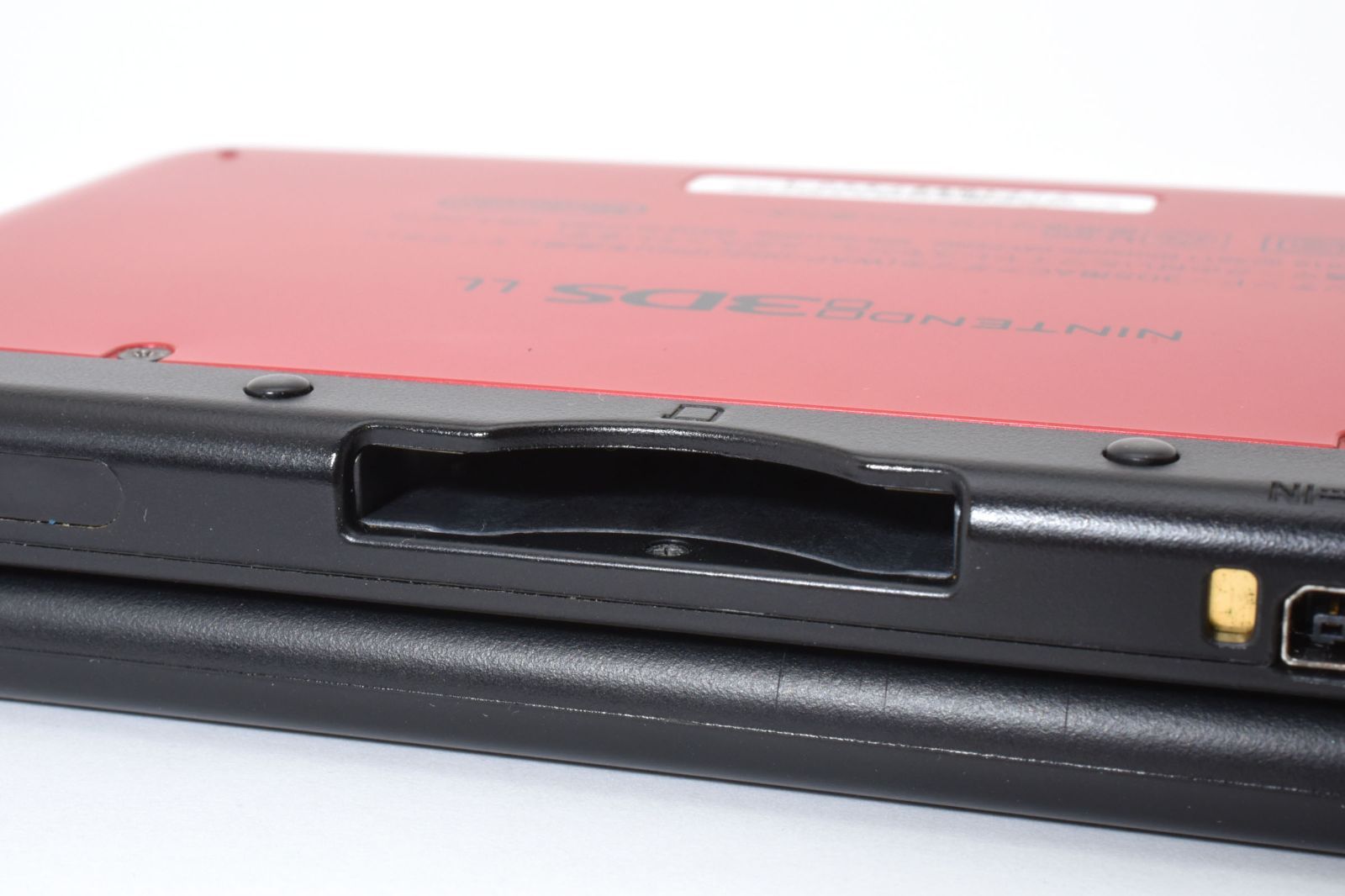 迫力あるゲーム体験 DSソフトも遊べる