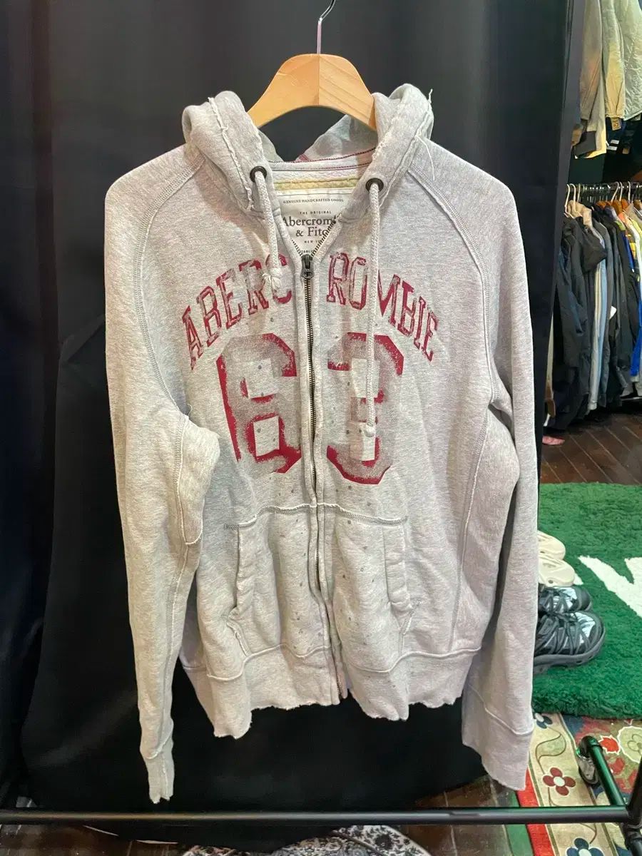 Abercrombie アバクロンビー 女性用パーカージップアップ