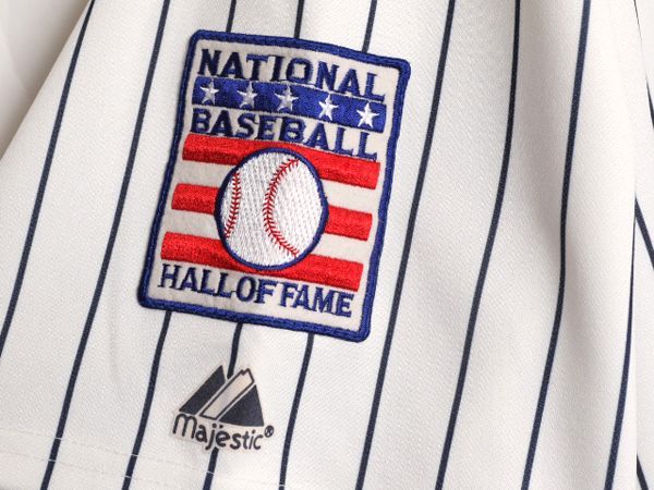 お得なクーポン配布中!】 MLB オフィシャル Majestic ヤンキース