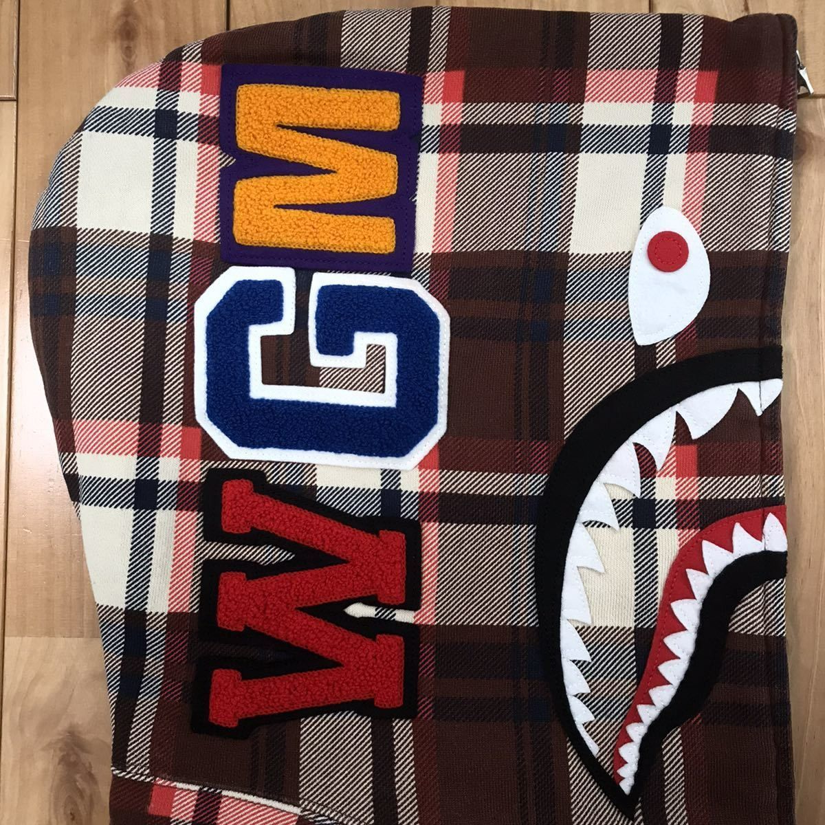 NFS限定BAPE ラブジェネ　シャークパーカー A BATHING APE APE アベイシングエイプ ラブジェネチェック