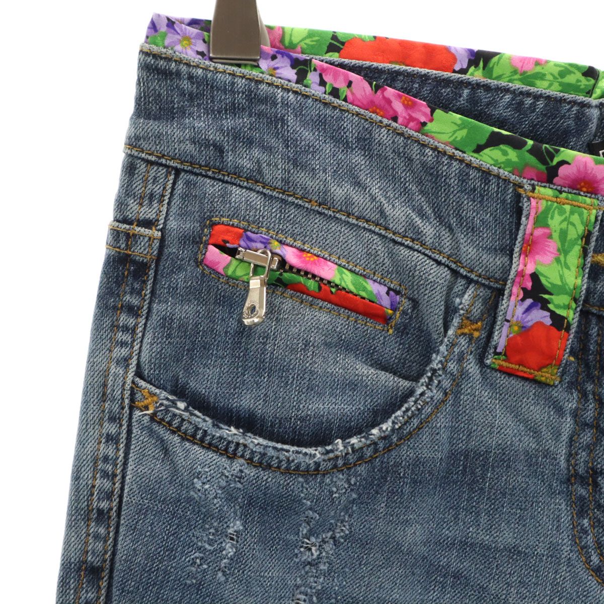 ドルチェアンドガッバーナ イタリア製