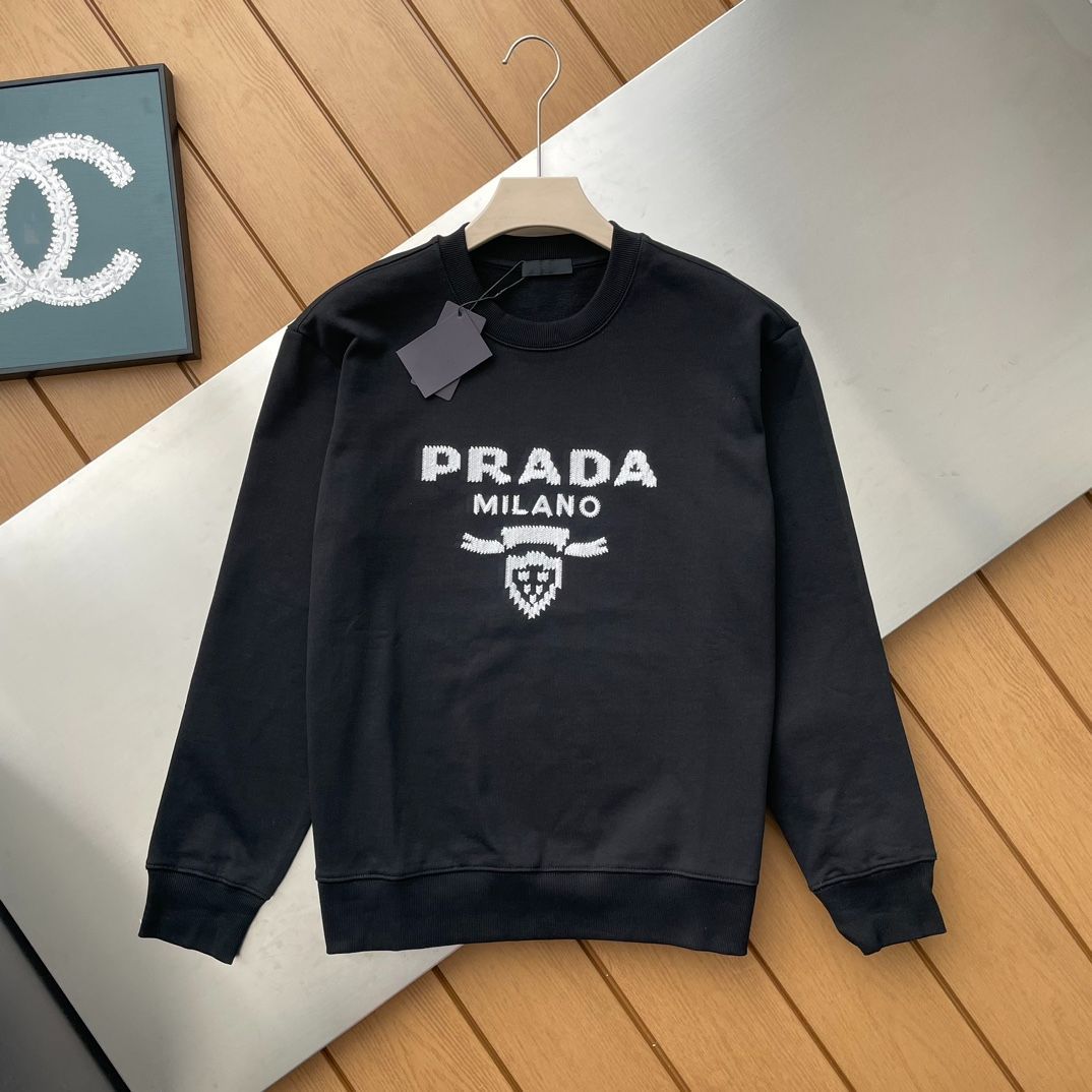 PRADA ? プラダ? 秋冬の最新限定の立体刺繍丸首セーター - メルカリ