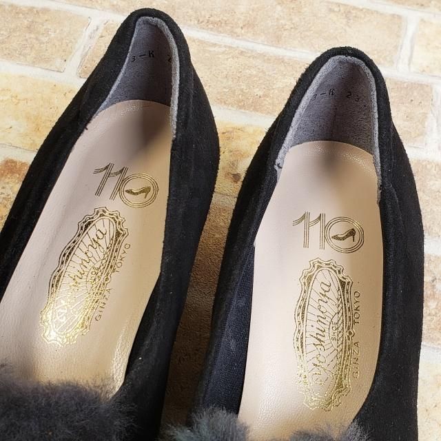 銀座ヨシノヤ ☆ スエードレザー ファー リボン パンプス 23.5 日本製