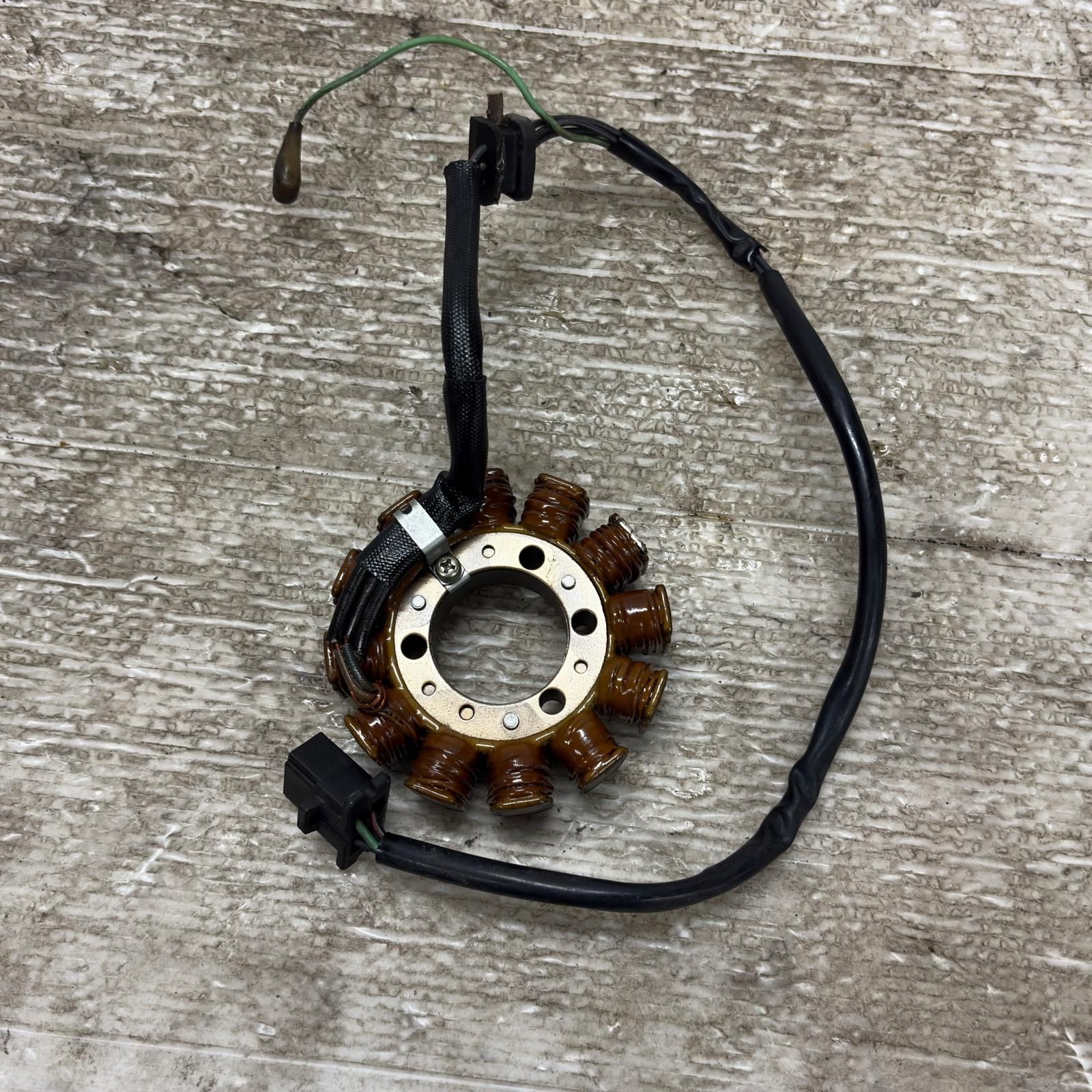 KAWASAKI バリオス2 ZR250B ステーターコイル カワサキ