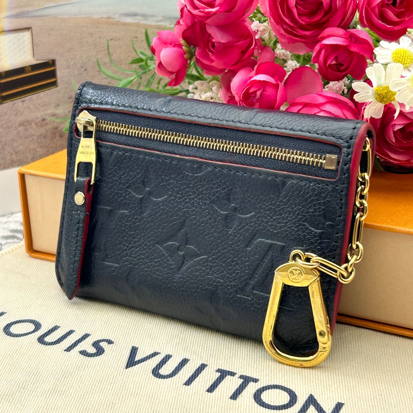 ルイヴィトン アンプラント ポシェットクレ マリーヌ コインケース