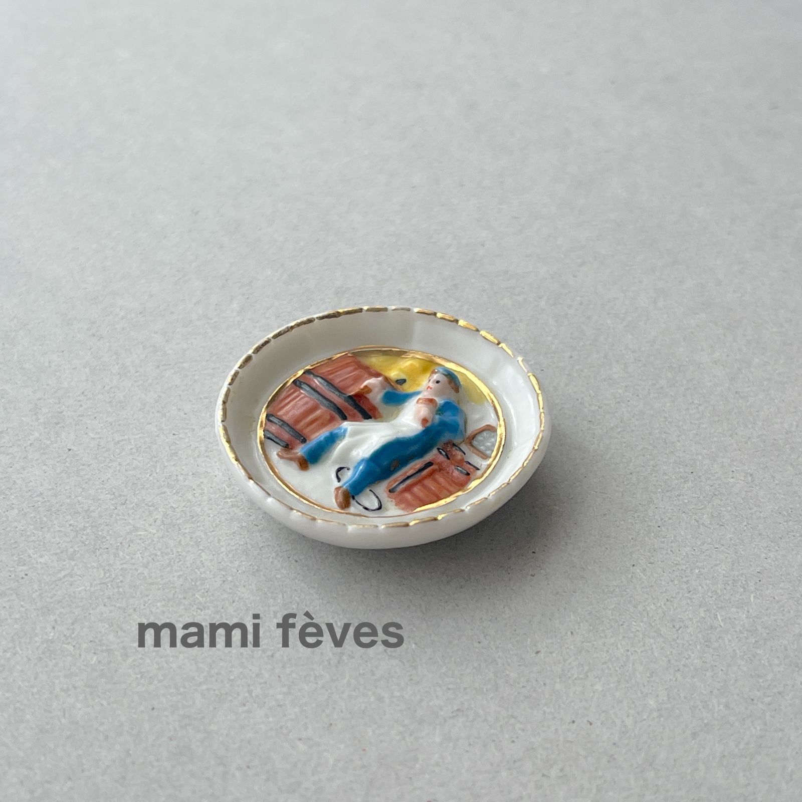 フェーヴ 絵皿 〈樽職人〉 フランス フェーブ ミニチュア陶器 m-0229