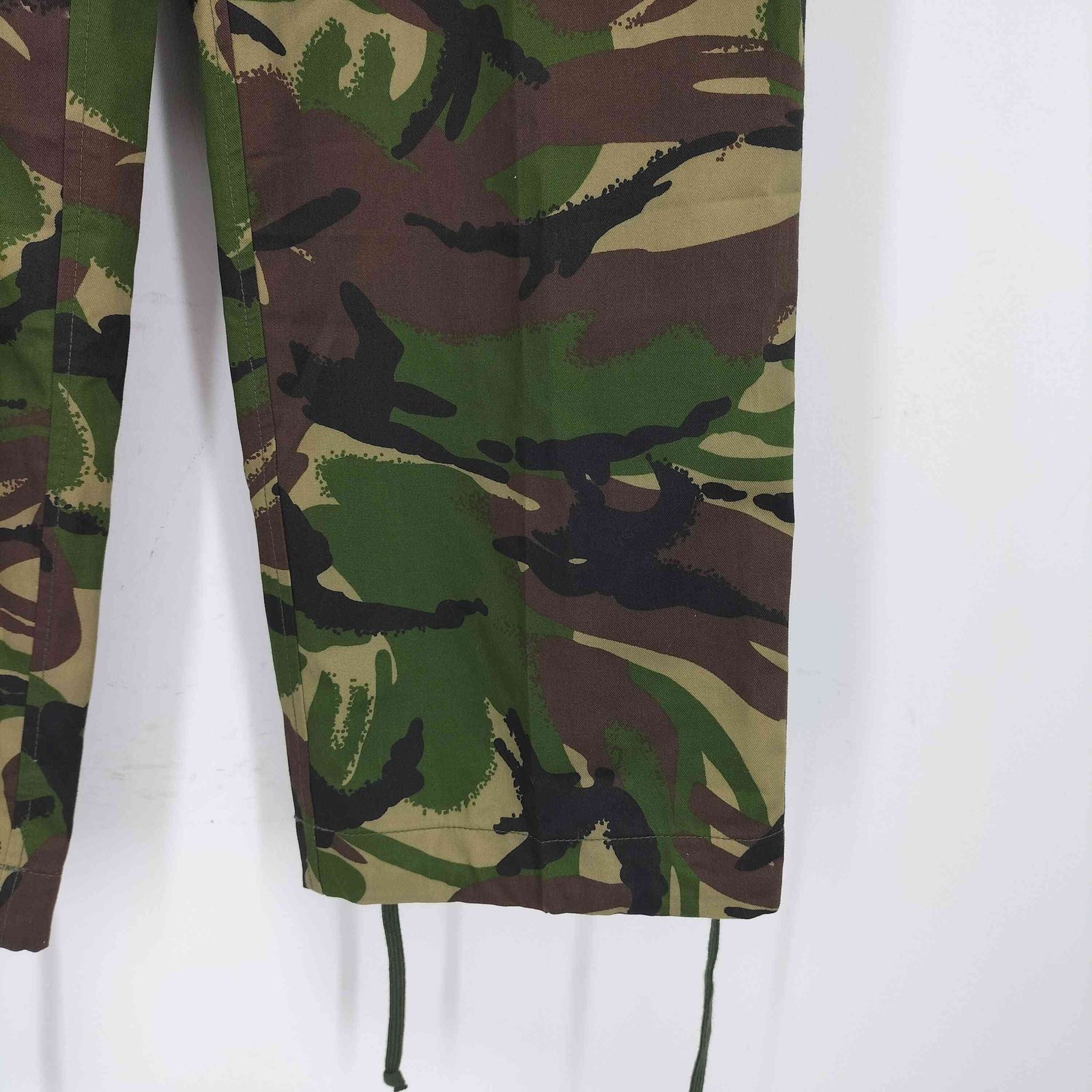 ユーズドフルギ USED古着 イギリス軍 COMBAT TROUSERS