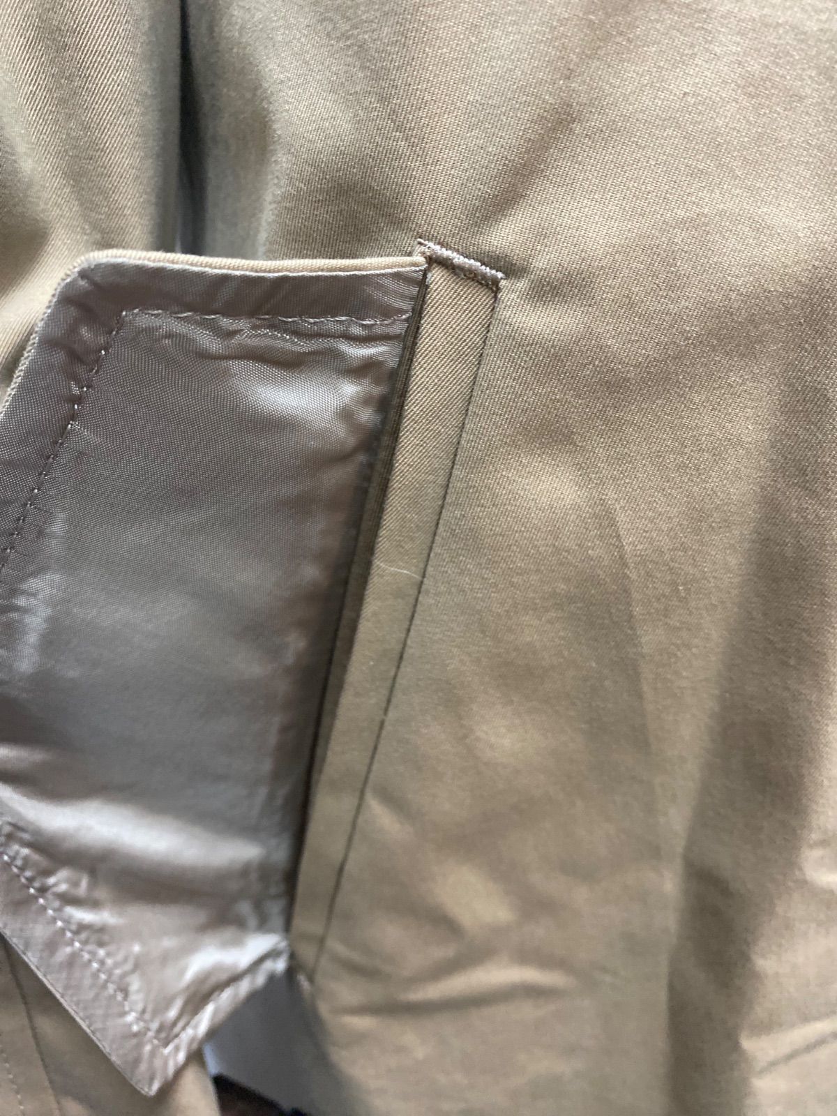 トレンチコート