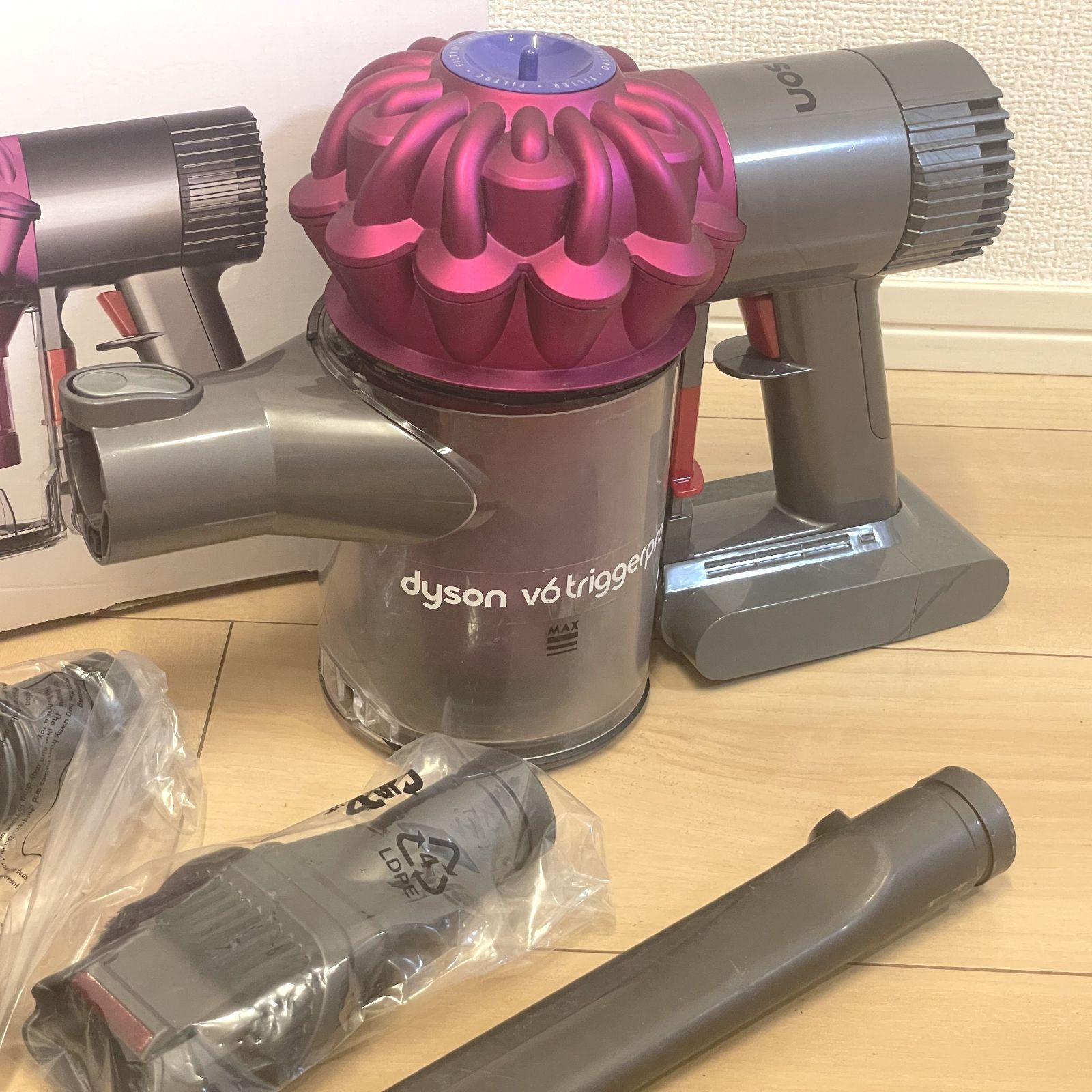 dyson v6 triggerpro ダイソン 掃除機 ハンディクリーナー - メルカリ