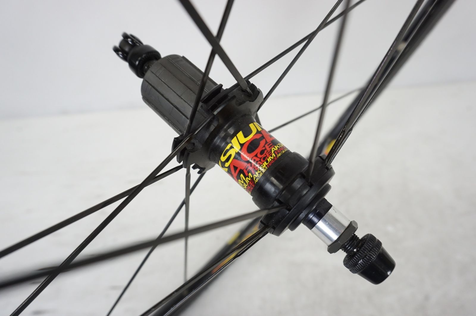 MAVIC 「マヴィック」 AKSIUM RACE シマノ11速 リアホイール