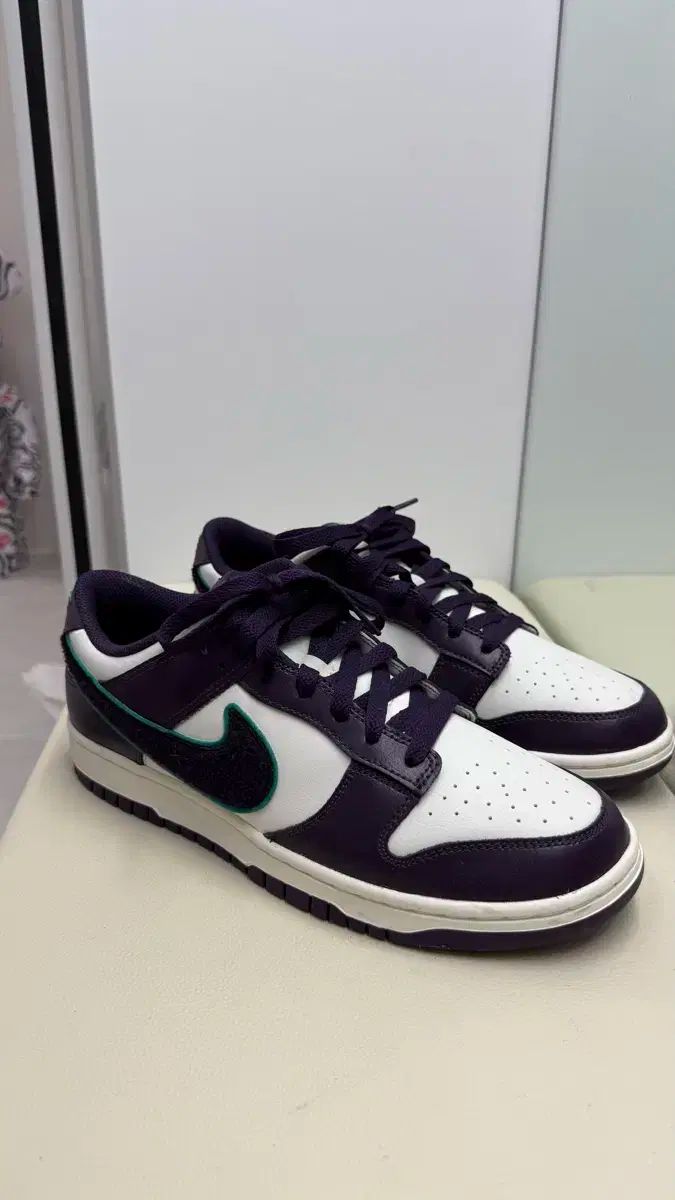 NIKE ナイキ