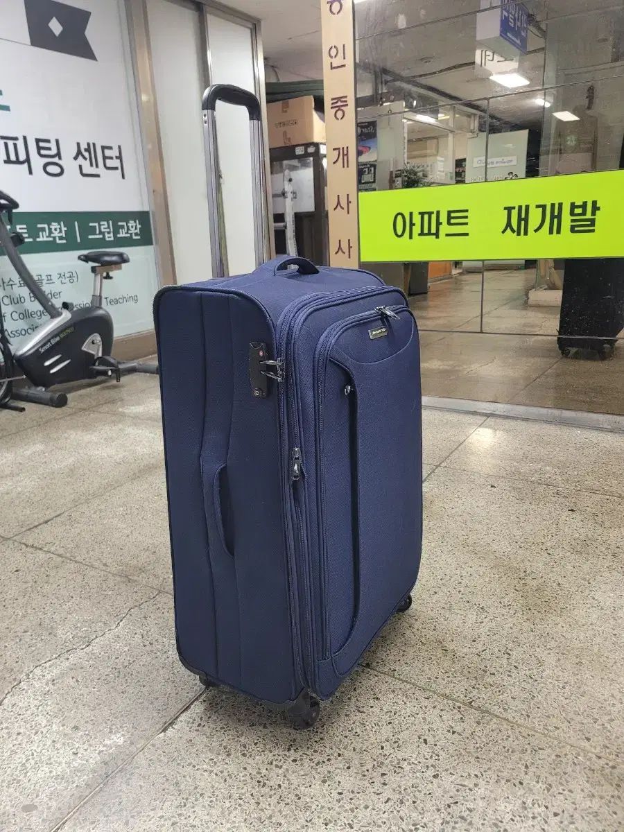28 インチ 大型 ソフト キャリーケース スーツケース 旅行かばん
