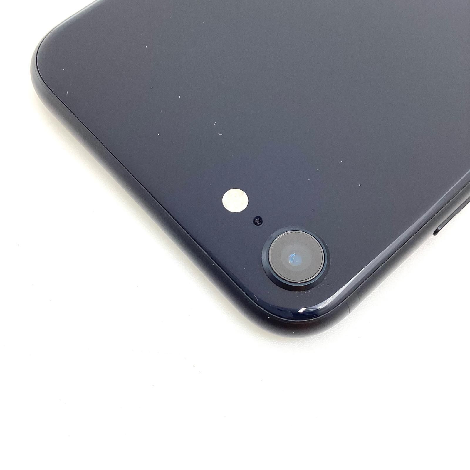 iPhone SE（第3世代） 64GB ミッドナイト docomo 白ロム 動作