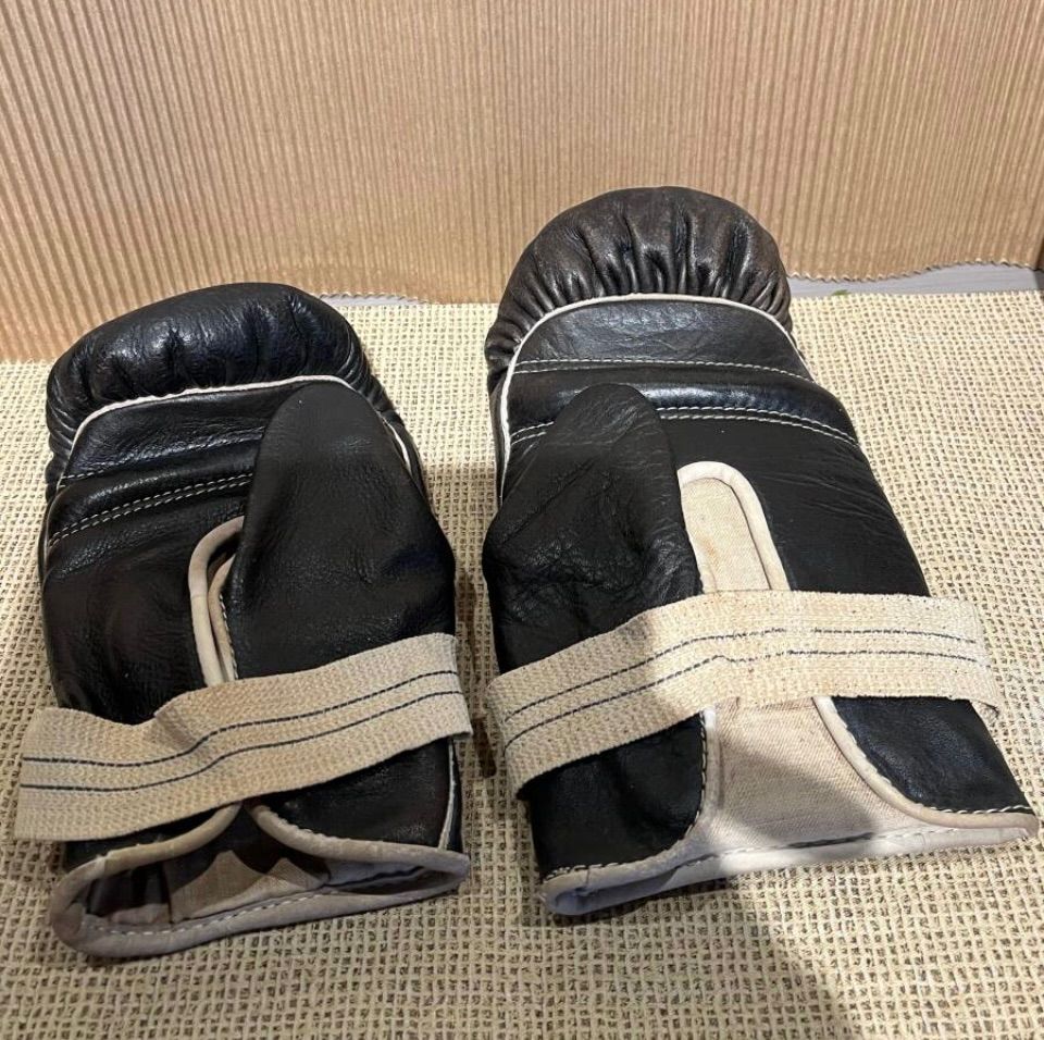 希少品・昭和レトロ】Winning ボクシング パンチンググローブ TOKYO SB
