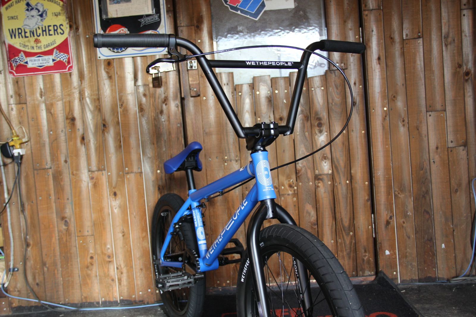 自転車 BMX 20インチ ストリート WETHEPEOPLE REASON BLUESEAT 送料