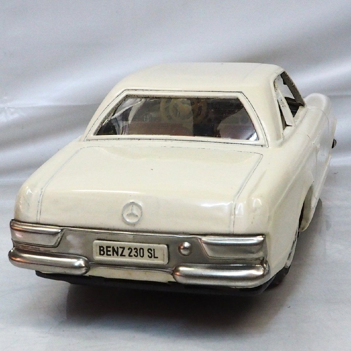 Asahi【Mercedes Benz 230SL メルセデス ベンツ 白ホワイト】ブリキ フリクションtin toy carミニチュア自動車 ATC旭玩具アサヒ【箱無】0322 - メルカリ