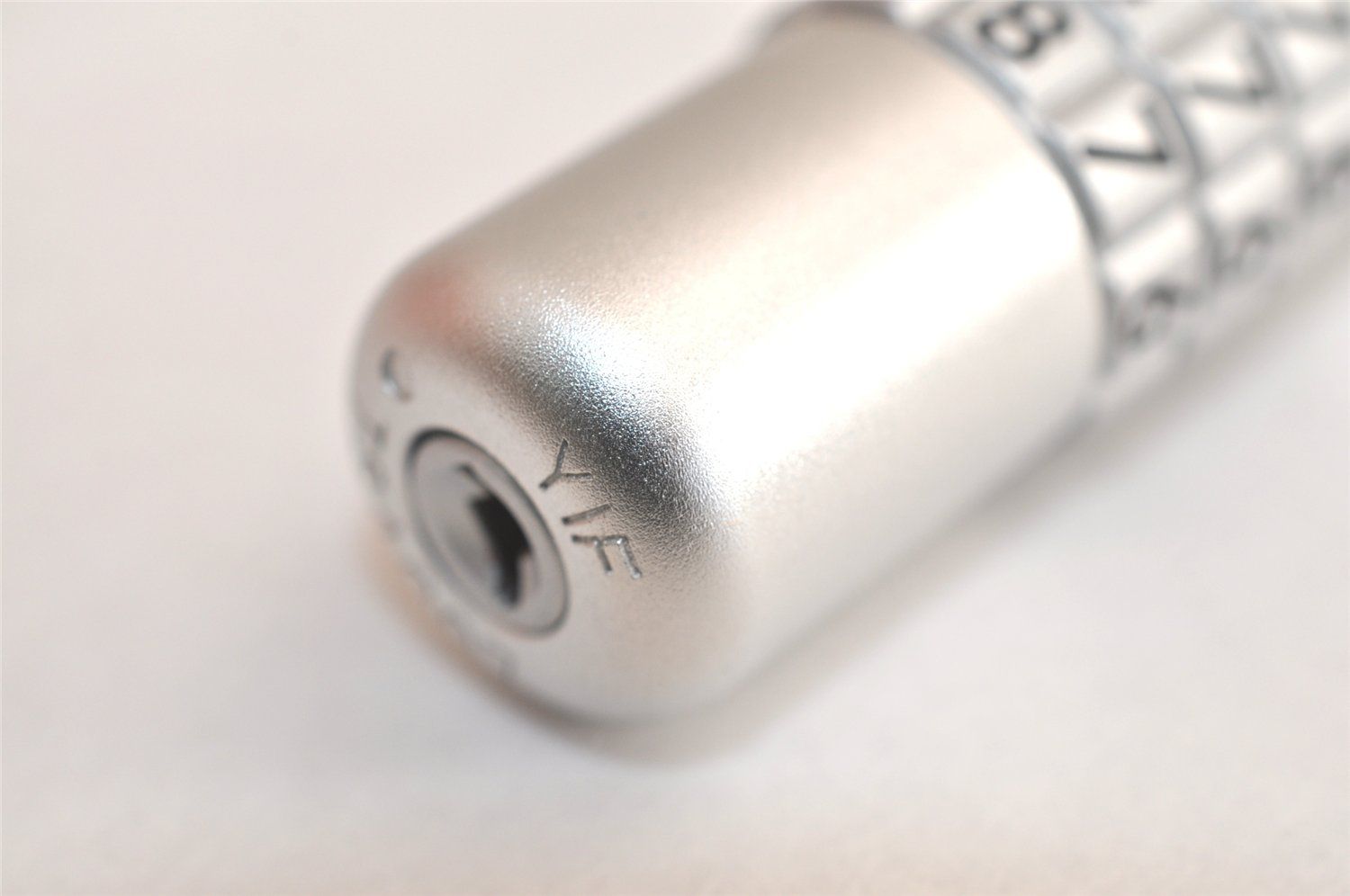 LOUIS VUITTON ルイヴィトン ダイヤル パドロック TSA ロック LV 5694M