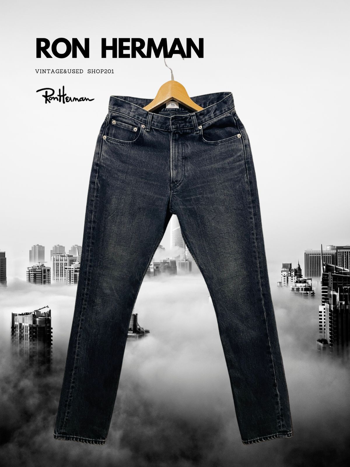 ロンハーマン　ブラック ストレートデニム26インチ 差がつく大人の春デニム】ロンハーマンでしか買えないA.P.C.の