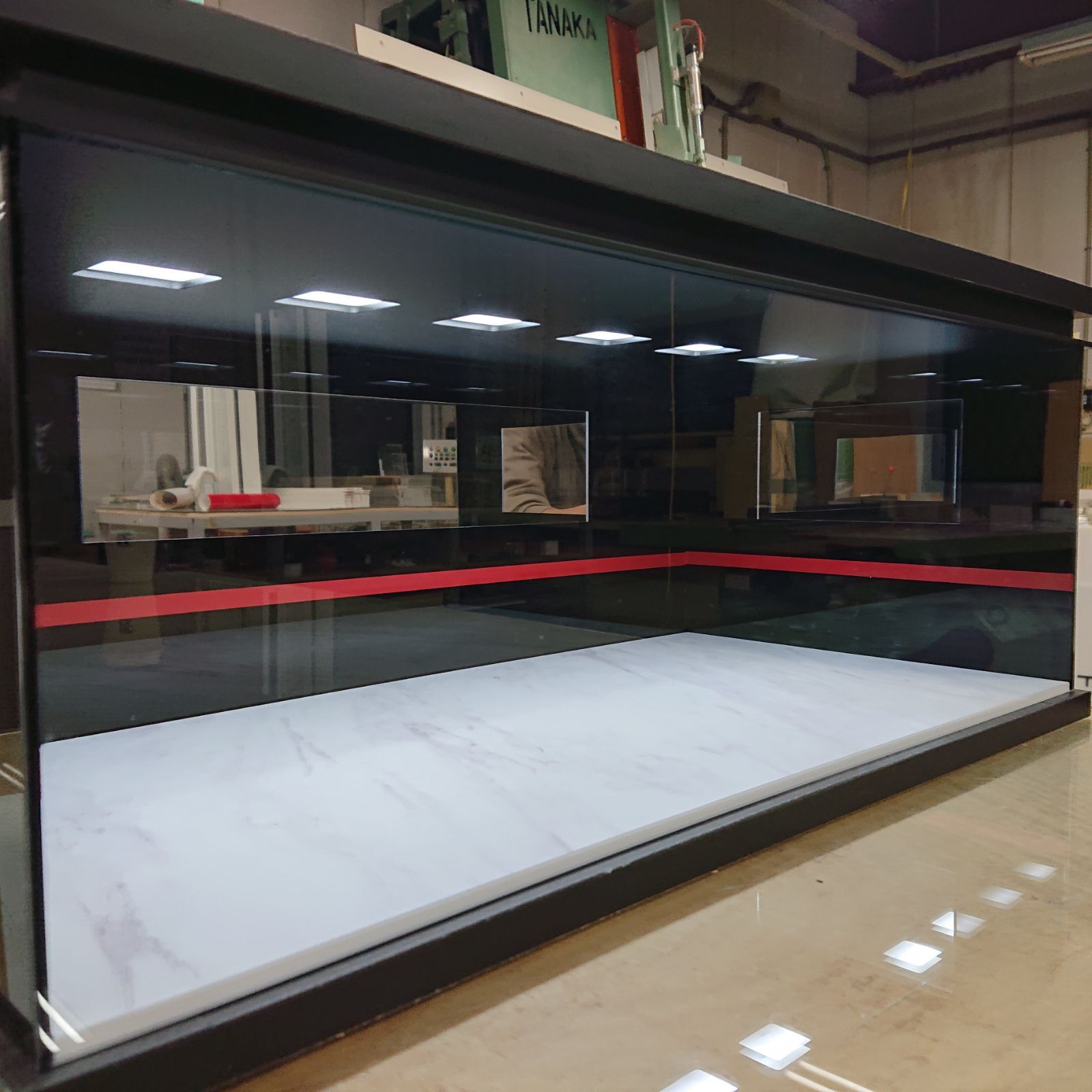 アクリルショーケース 展示場仕様