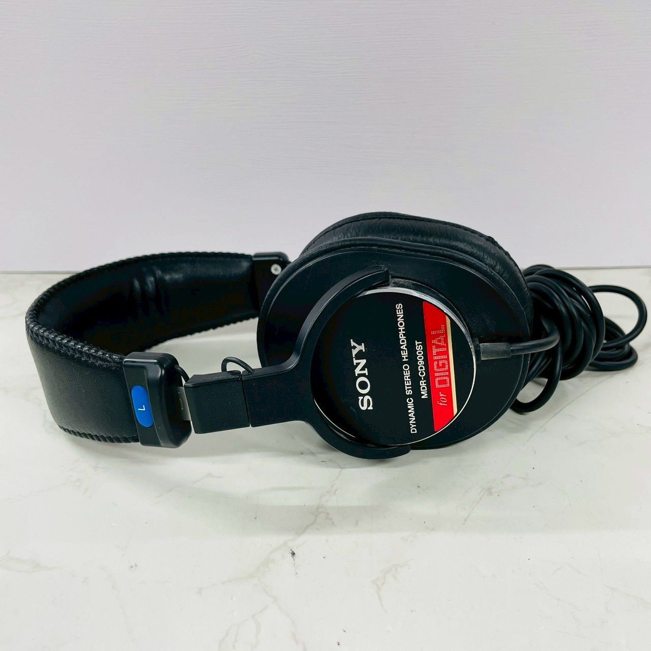 5528 SONY MDR-CD900ST スレ跡傷あり 動作未 売り8 000 12 000