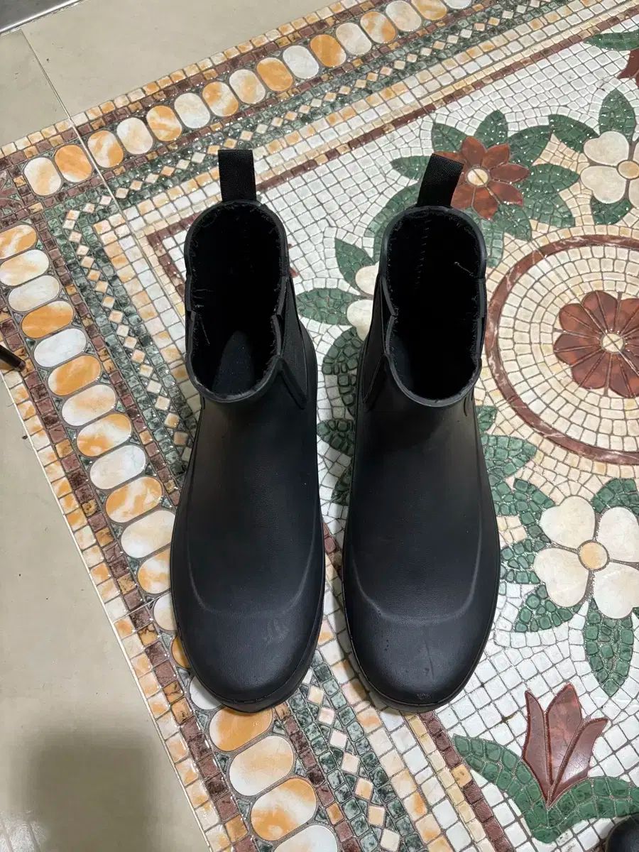 【人気デザイン】極美品 MBT【25】サイドゴア サイドジップ チェルシーブーツ 人気デザイン】極美品 MBT【25】サイドゴア サイドジップ チェルシーブーツ