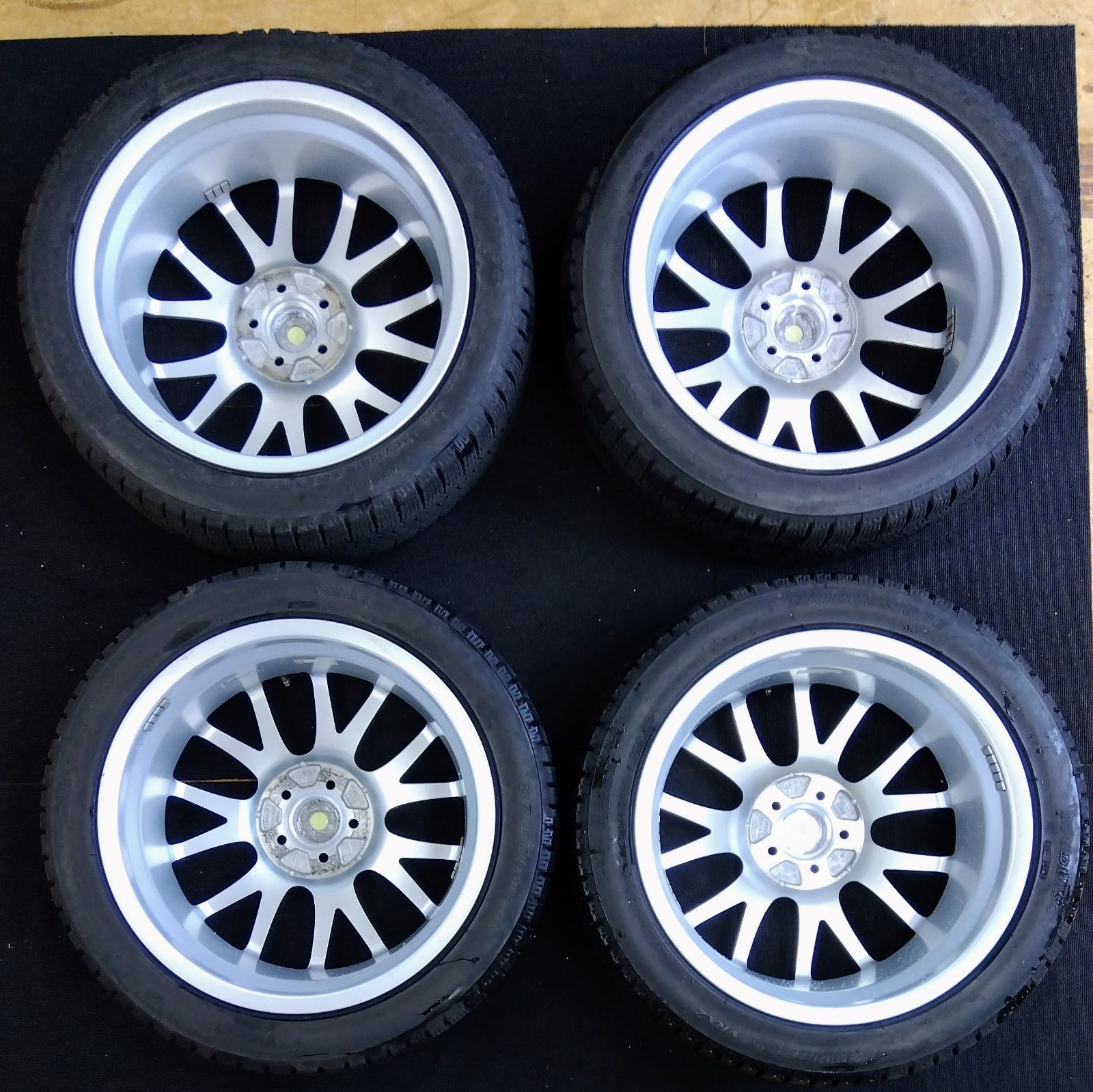17×7J＋53】【215/45R17】中古美品 タイヤホイールセット 4本セット 