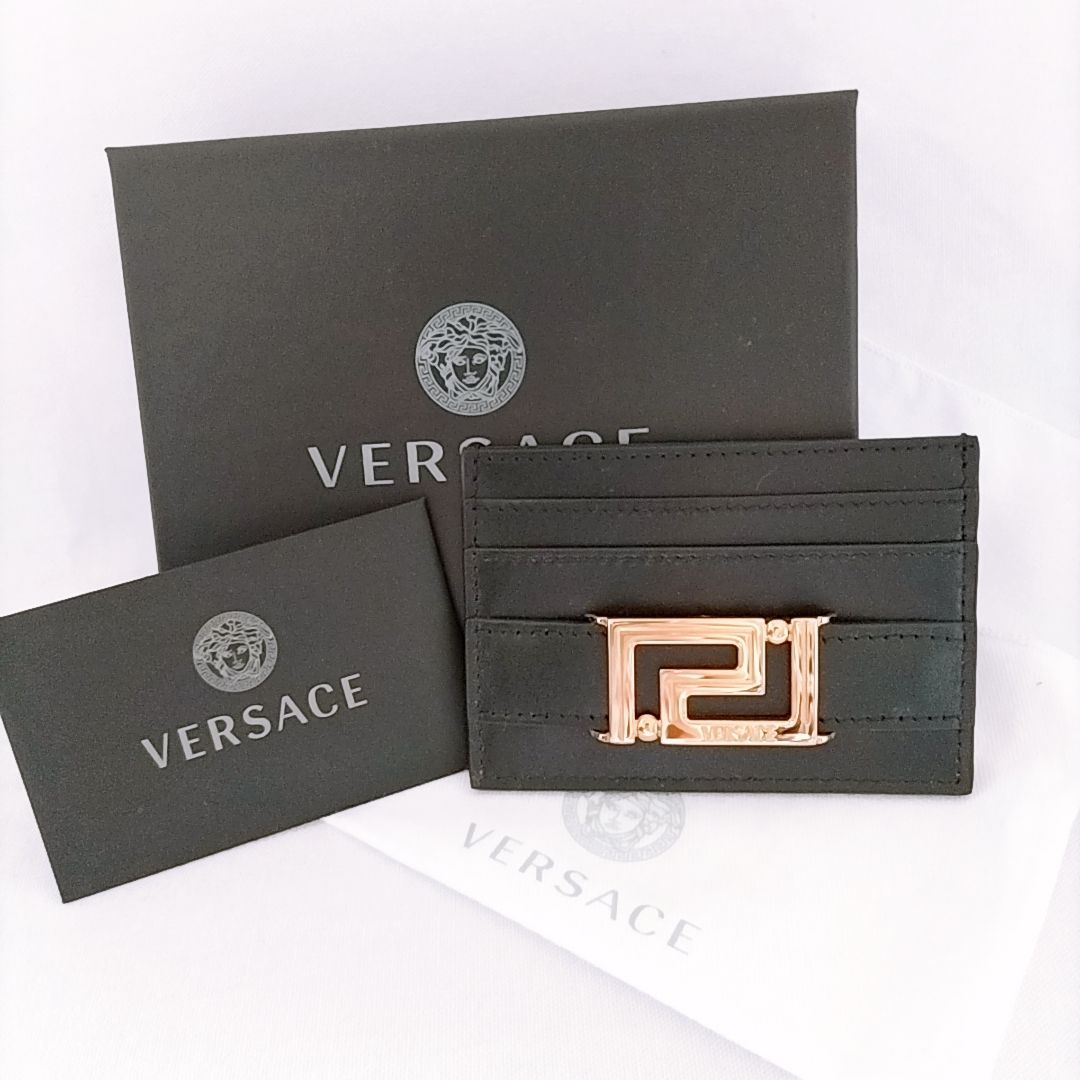 新品未使用】VERSACE グレカ ゴッデス カードホルダー ケース レザー ヴェルサーチェ メルカリ