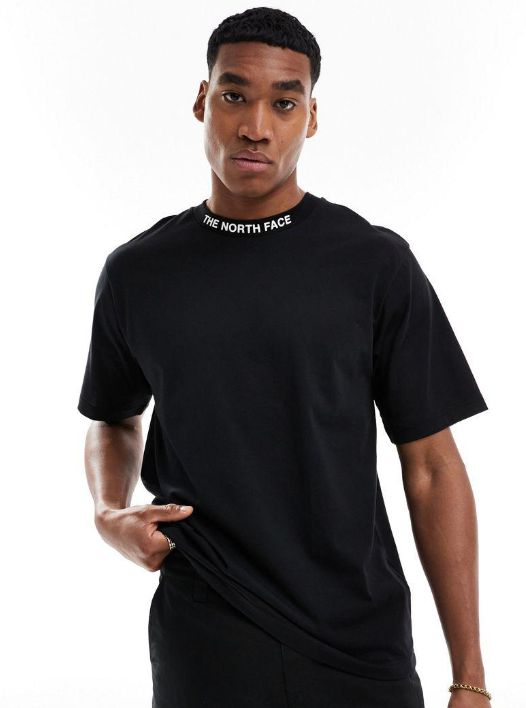 【国内発送】◇The North Face◇ Zumu taped logo Tシャツ 海外限定モデル】The North Face Zumu Taped Logo Tシャツ