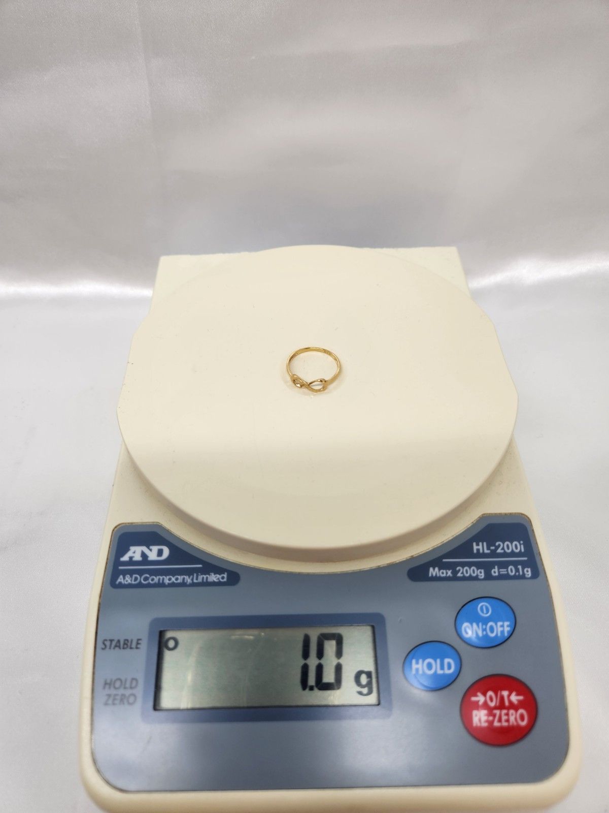 K18 18金 ∞リング 指輪 11号 1g ※中古品の為細かい傷がござい