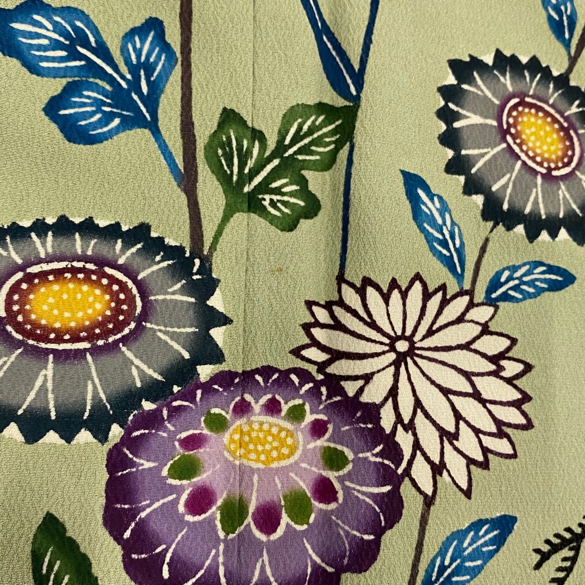 付下げ 身丈160cm 裄丈67cm M 袷 菊 燕 薄緑 正絹 名品 【】 【公式通販】