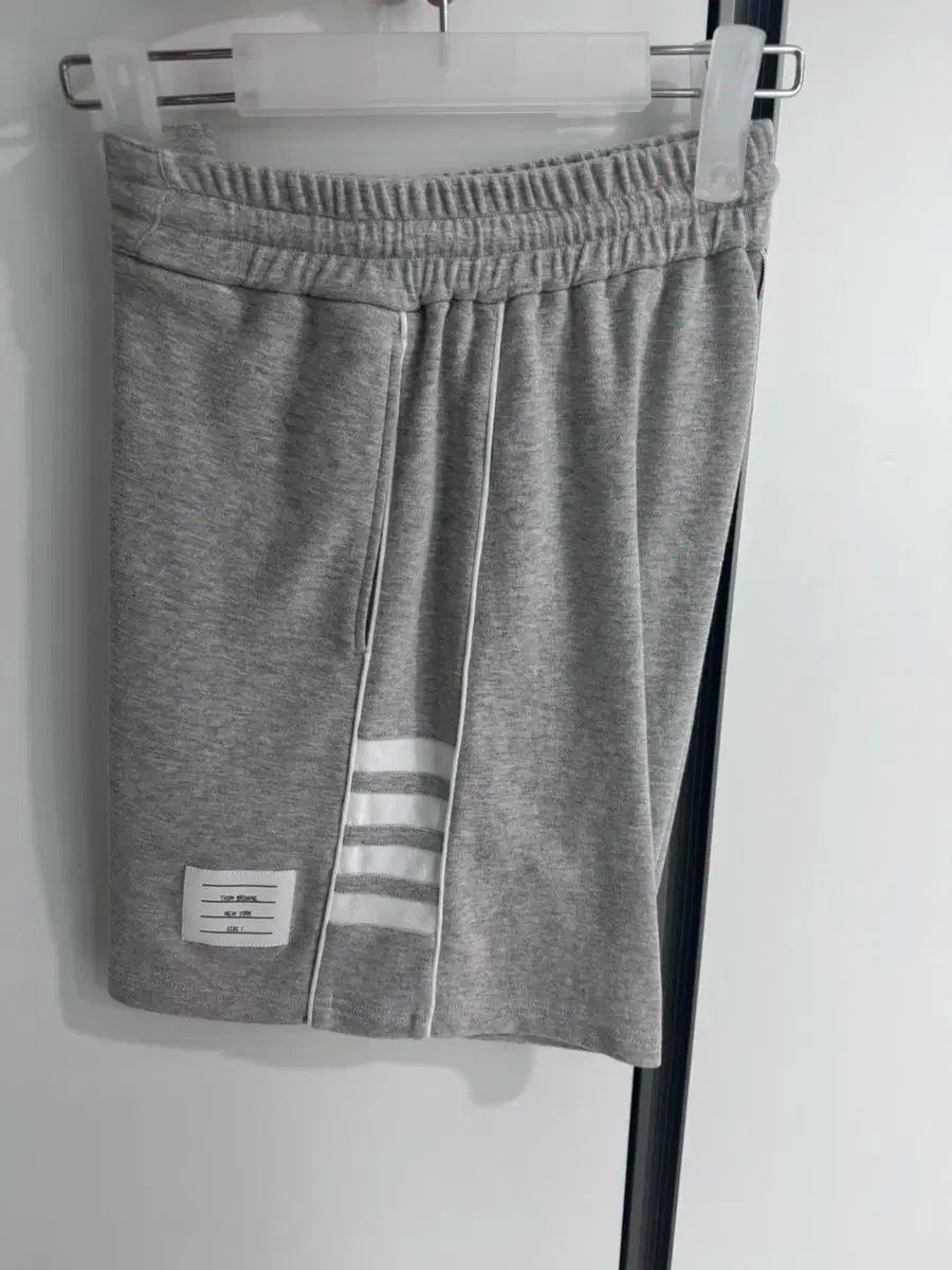 雷市場（ポンジャン）商品韓国直送】1 Thom Browne(トム・ブラウン