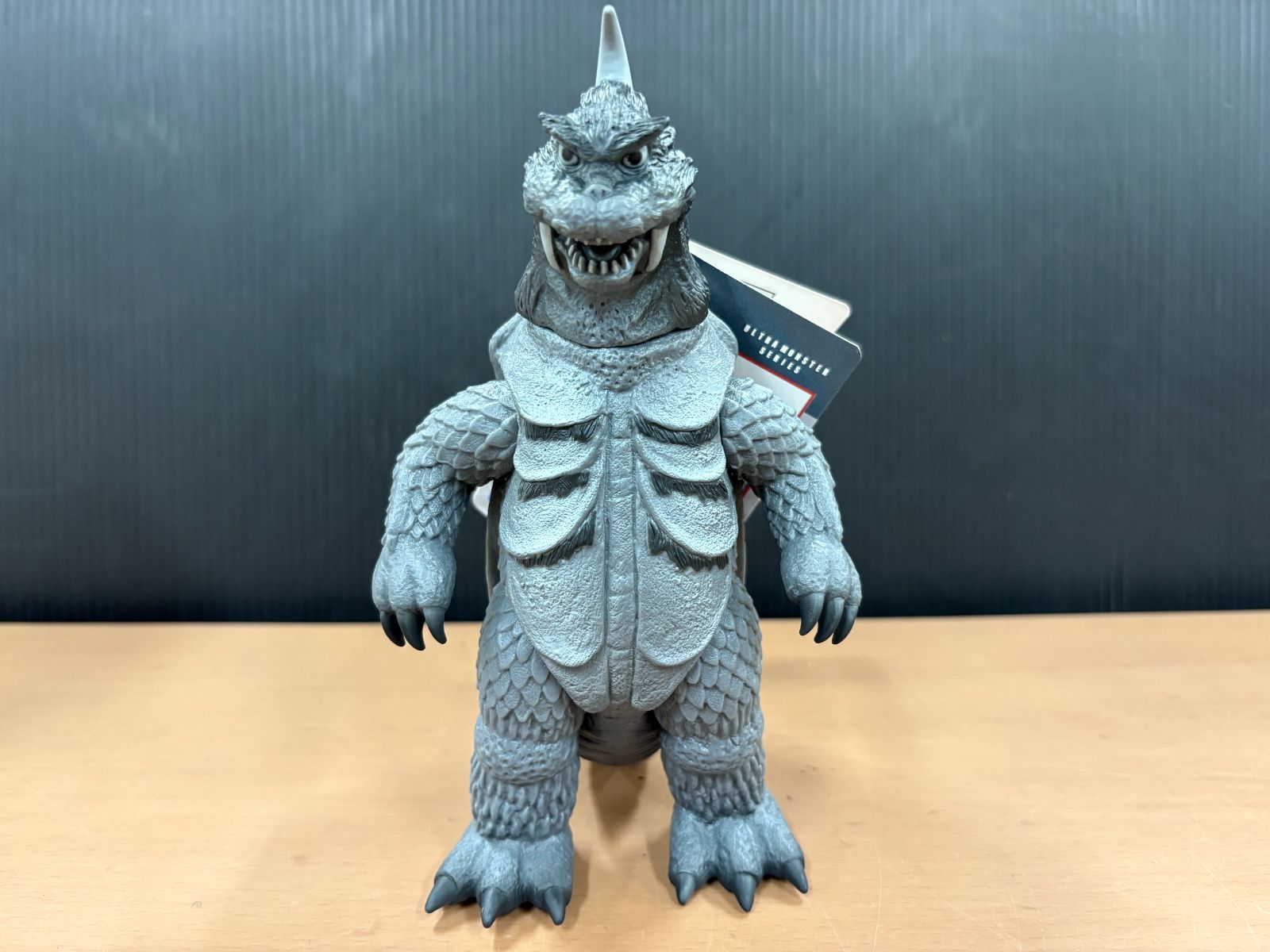 未使用】 古代怪獣ゴメス ハイパーホビー 誌上限定版 モノクロ