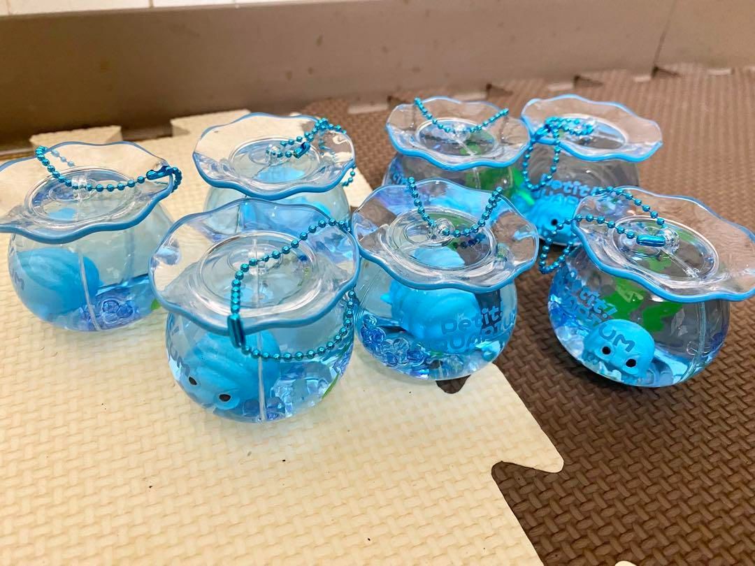 アクアリウム　オイルチャーム　ウーパールーパー　メンダコ　あざらし　金魚鉢 61N+YaZ-yFL._UF894,1000_QL80_.jpg