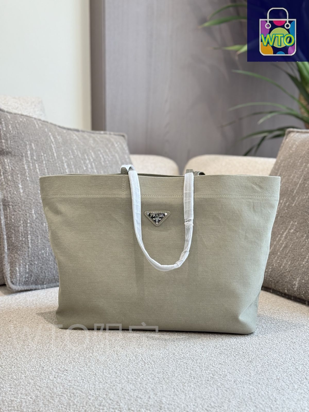 【PRADA】デニム ショッピングバッグ 在庫確認ください 今日特価】Prada デニム ショッピングバッグ マッチグリーン(38