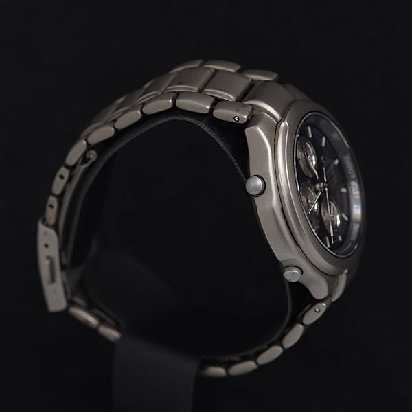稼働 シチズン アテッサ 電波ソーラー 黒文字盤 チタン ボーイズ 30mm シチズン アテッサ 0855-H01181 チタン ソーラー 黒文字盤 メンズ