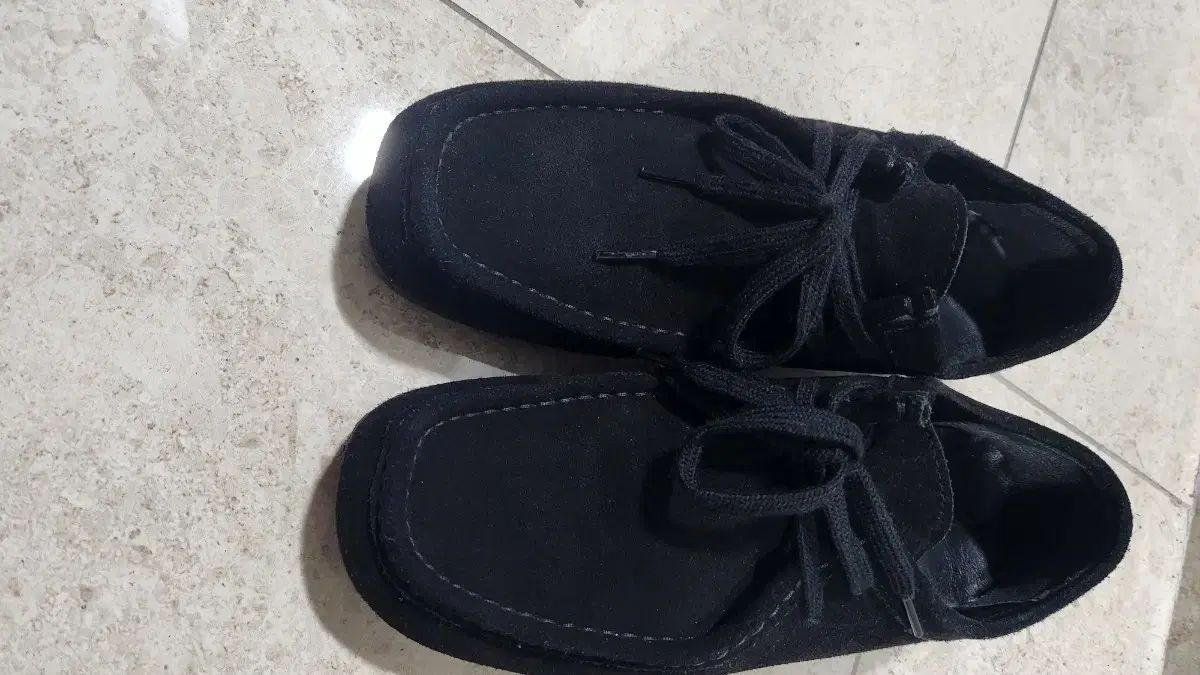 gu モカシンシューズ ワラビー ブラック COLOR 260