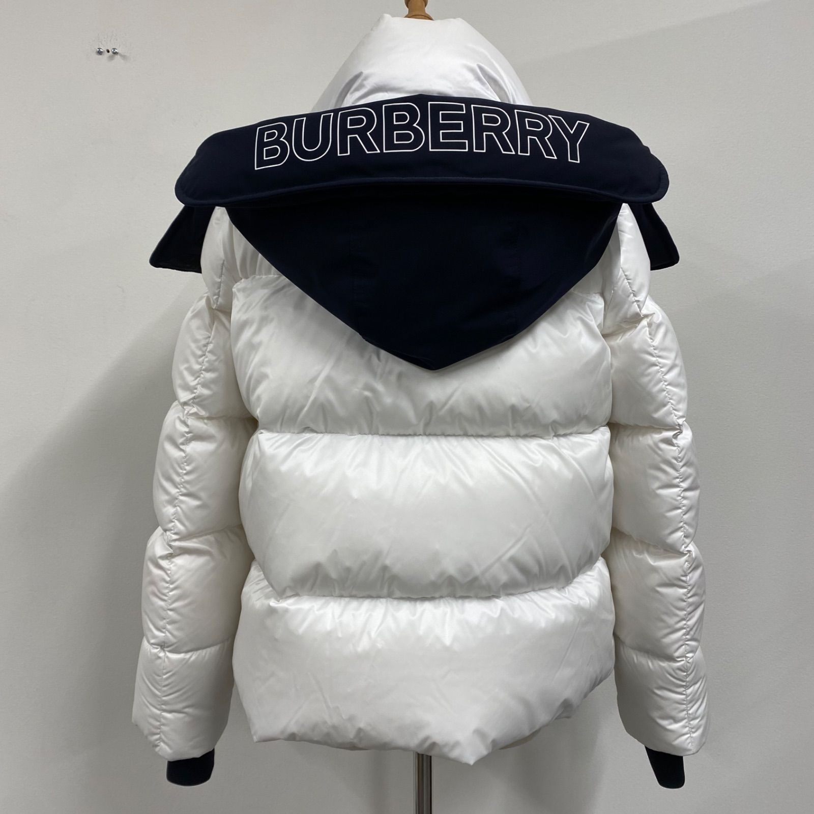 BURBERRY】バーバリー ダウンジャケット パデッドジャケット ホワイト