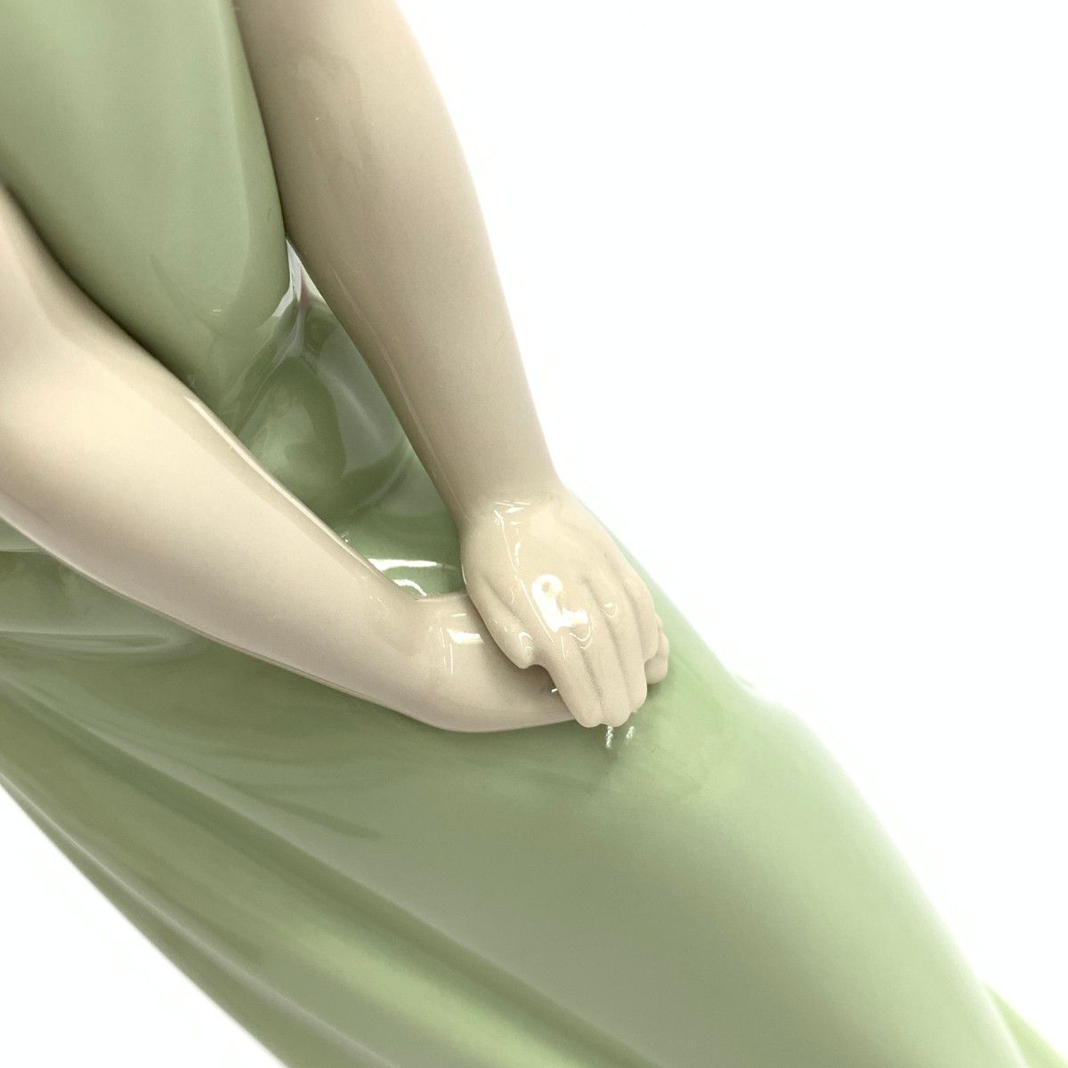 LLADRO リヤドロ フィギュリン/鏡の前で 5009 / 240001163305 - メルカリ