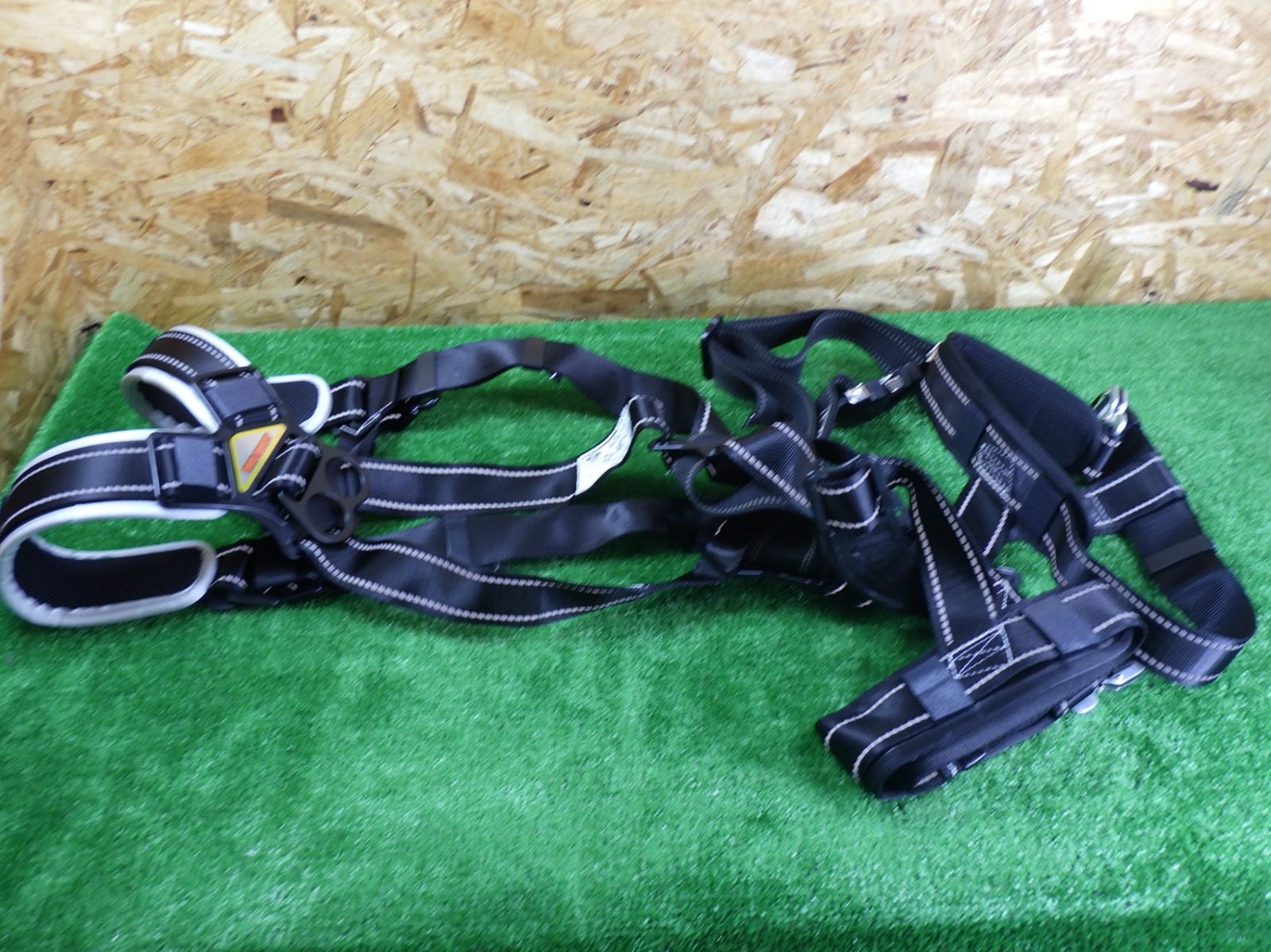 新規格 TOYO フルハーネス型 伸縮式 巻取式ダブルランヤード No.FGH-146W 墜落制止用器具の規格 トーヨーセフティー 長期 扱い