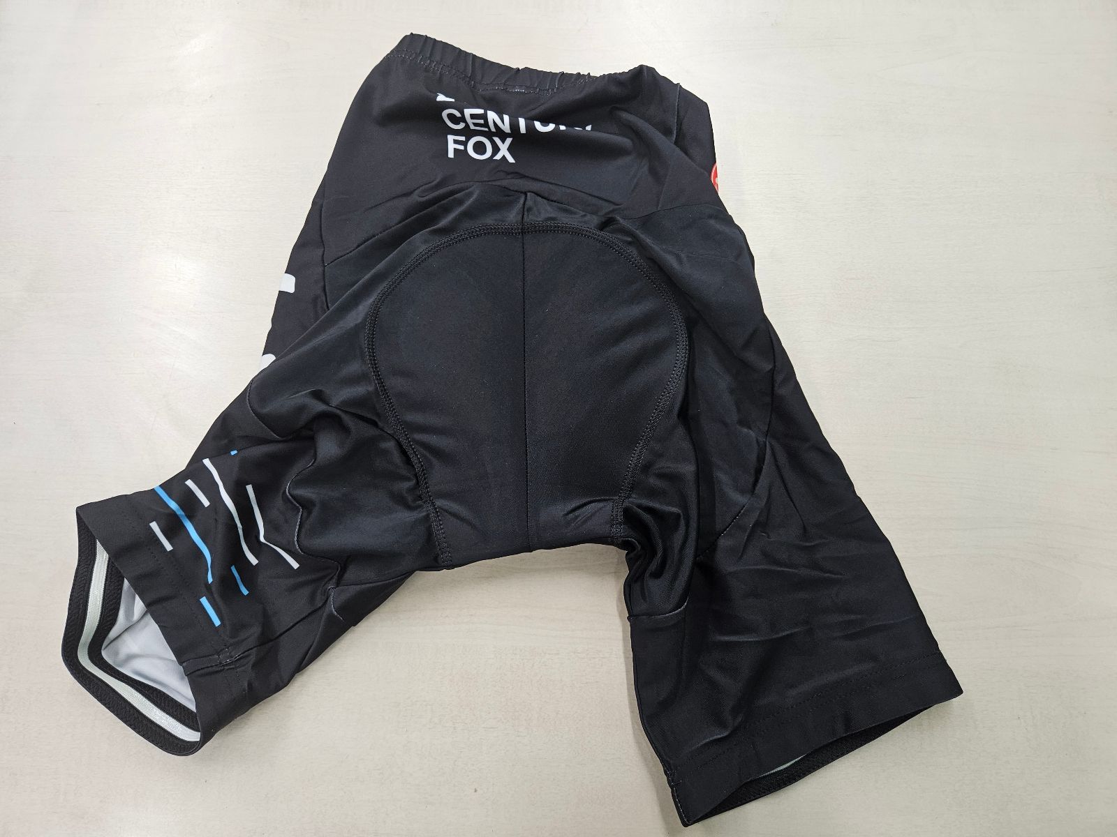 ■ TEAM SKY × CASTELLI size:M チーム スカイ×カステリ サイクルウェア レーサーパンツ ロード 同梱発送承中!! ZW37