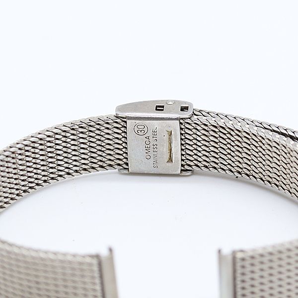 美品 オメガ 純正ベルト シルバーカラー 12ｍｍ用 レディース腕時計 オメガ 純正ベルト シルバーカラー 12mm用 レディース腕時計