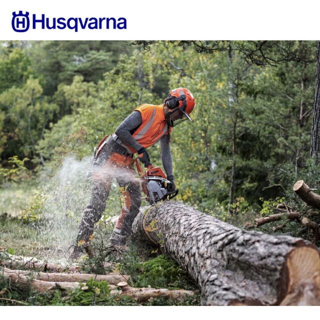 Husqvarna ハスクバーナ エンジン式チェンソー 550XP Mark II Husqvarna ハスクバーナ エンジン式チェンソー 550XP Mark II
