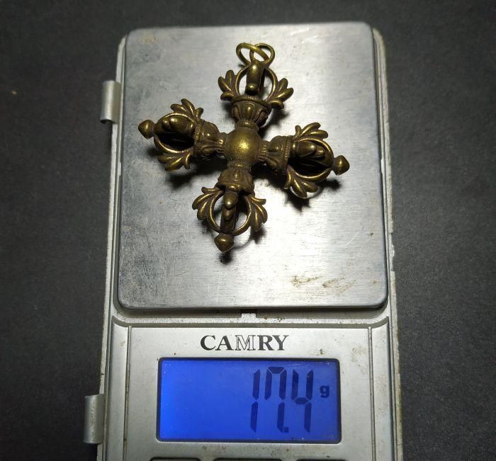 銅製 法器 三象馬頭金剛杵 降魔杵 鎮宅辟邪 開運風水 招財置物 工芸品 装飾品 銅器 十字杵 鎮宅 辟邪 開運 風水 招財 置物 工芸品 - メルカリ