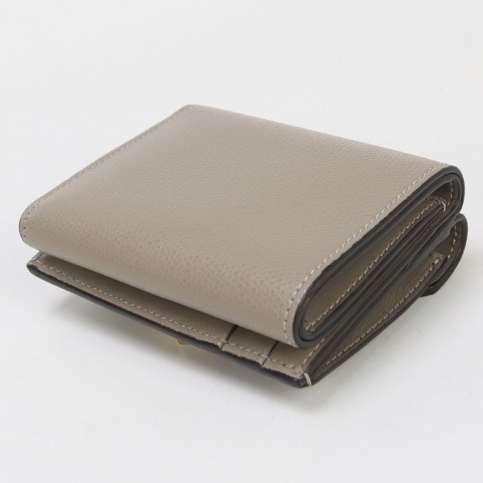 FENDI フェンディ FFダイヤモンド 8M0480 三折財布 レザー レディース