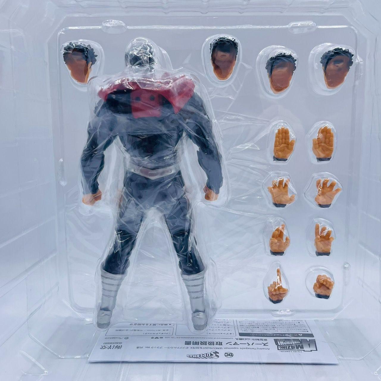 アメイジング・ヤマグチ スーパーマン ブラック フィギュア アメイジングヤマグチについに登場した“鋼鉄の男”スーパーマン