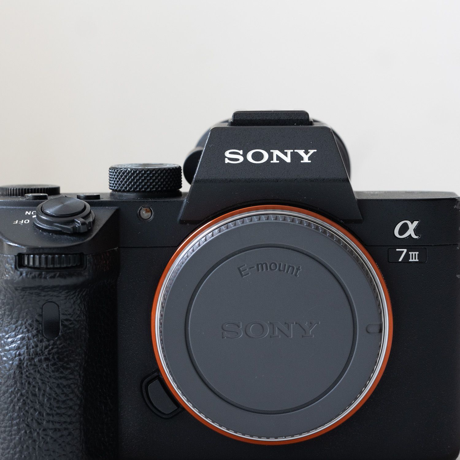 シャッター回数95回 極美品 SONY α7 III デジタル一眼レフ 本体 SONY α7 III デジタル一眼レフ 本体 シャッター回数95回 極美品 SONY α7