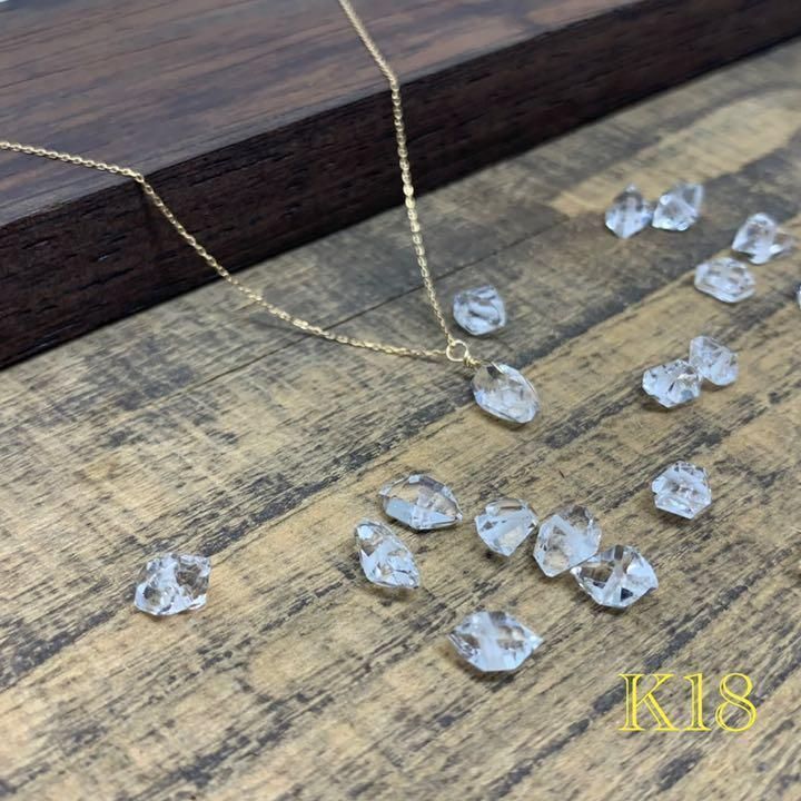 K18 18金　イエローゴールド　ハーキマーダイヤモンド　天然石　ネックレス